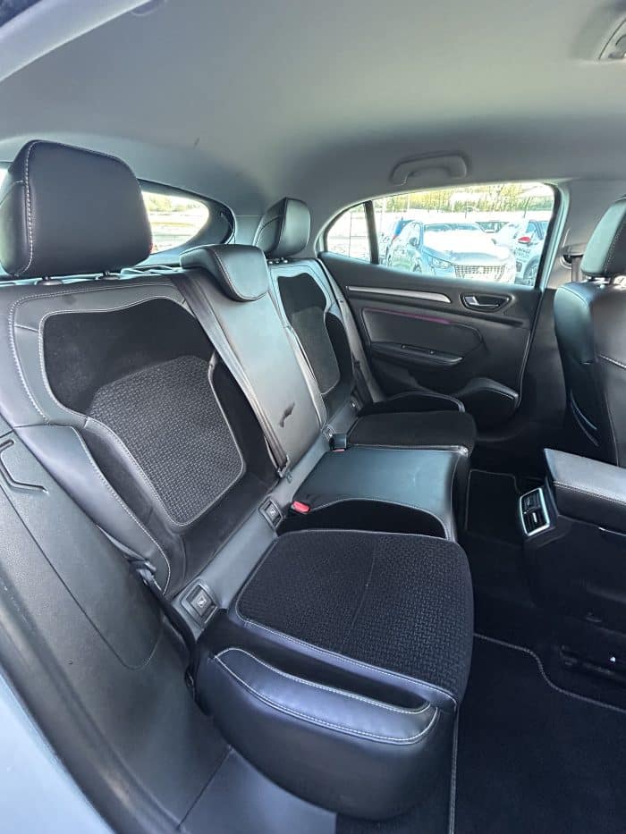 Renault RENAULT MEGANE 1.2 TCE 130CH ENERGY S/S INTENS - Image 20