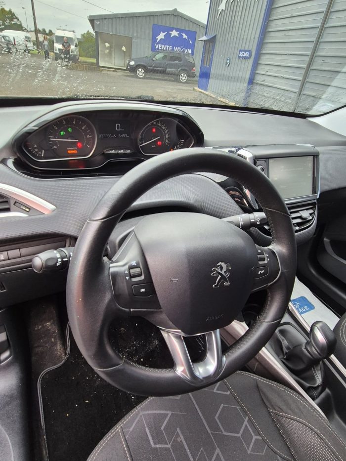 Peugeot 2008 - Image 7