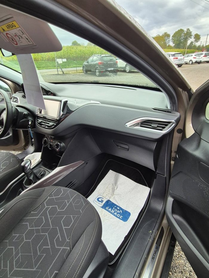 Peugeot 2008 - Image 13